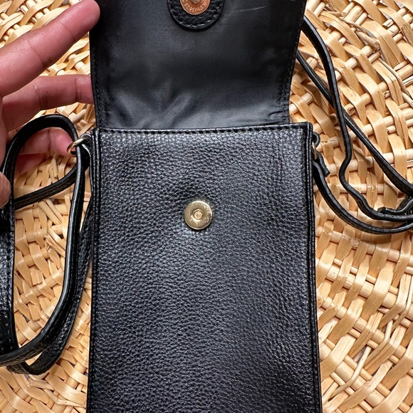 Tommy Hilfiger Black Pebble Leather Crossbody - Picture 4 of 4